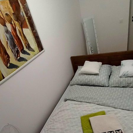 ורשה Nice Apartament With Small Tub מראה חיצוני תמונה